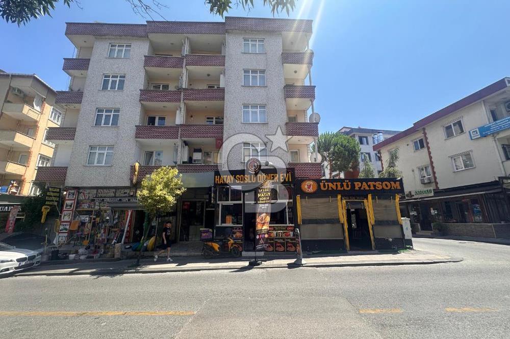Nuhkuyusu Caddesi üzerinde, 4 katlı, 250 metrekarelik bina