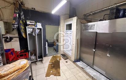 Nuhkuyusu Caddesi üzerinde, 4 katlı, 250 metrekarelik bina