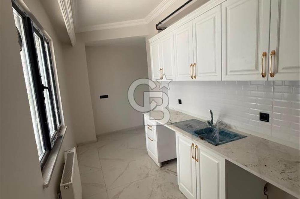 TAŞOLUK YEŞİL CAMİ YAKINI OTOPARKLI VE EBEVEYN BANYOLU 3+1 DAİRE