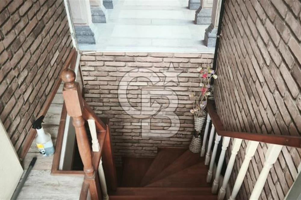 çekmeköyde 10 yılda amortismanı tamamlayan merkezi konumda köşe dükkan