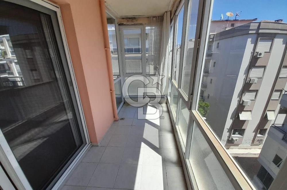 KARŞIYAKA YALI MAHALLESİNDE 3+1 ÜÇ YANI AÇIK HARİKA DAİRE