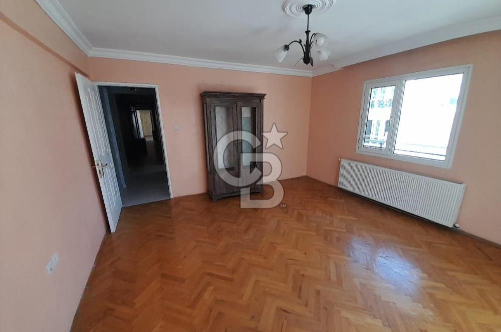 KARŞIYAKA YALI MAHALLESİNDE 3+1 ÜÇ YANI AÇIK HARİKA DAİRE