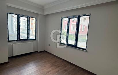 TAŞOLUK YEŞİL CAMİ YAKINI OTOPARKLI VE EBEVEYN BANYOLU 3+1 DAİRE