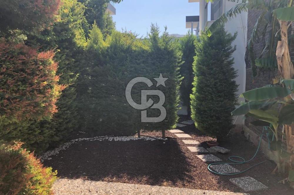 Kahramandere'de Müstakil Girişli, Geniş Bahçeli, Kapalı Otoparklı Kiralık 3+2 Villa