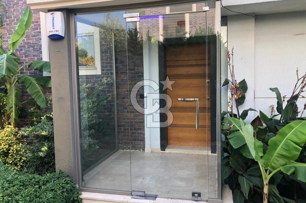 Kahramandere'de Müstakil Girişli, Geniş Bahçeli, Kapalı Otoparklı Kiralık 3+2 Villa