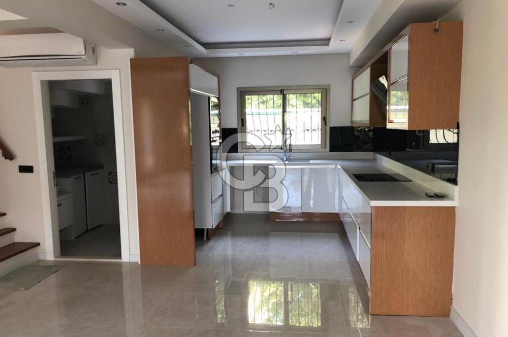 Kahramandere'de Müstakil Girişli, Geniş Bahçeli, Kapalı Otoparklı Kiralık 3+2 Villa