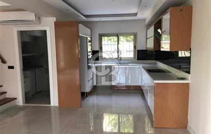 Kahramandere'de Müstakil Girişli, Geniş Bahçeli, Kapalı Otoparklı Kiralık 3+2 Villa