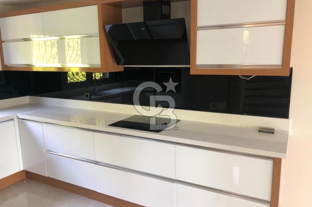 Kahramandere'de Müstakil Girişli, Geniş Bahçeli, Kapalı Otoparklı Kiralık 3+2 Villa