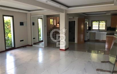 Kahramandere'de Müstakil Girişli, Geniş Bahçeli, Kapalı Otoparklı Kiralık 3+2 Villa
