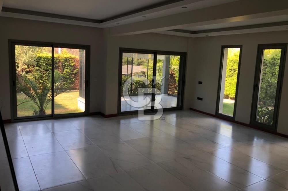 Kahramandere'de Müstakil Girişli, Geniş Bahçeli, Kapalı Otoparklı Kiralık 3+2 Villa