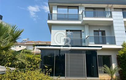Kahramandere'de Müstakil Girişli, Geniş Bahçeli, Kapalı Otoparklı Kiralık 3+2 Villa