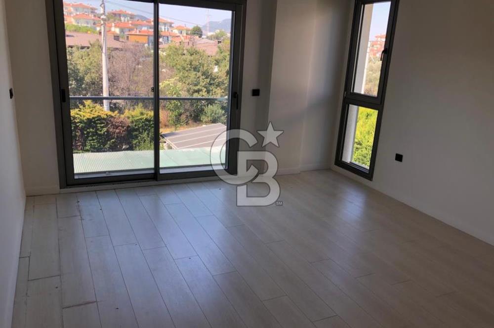 Kahramandere'de Müstakil Girişli, Geniş Bahçeli, Kapalı Otoparklı Kiralık 3+2 Villa
