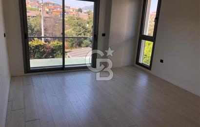Kahramandere'de Müstakil Girişli, Geniş Bahçeli, Kapalı Otoparklı Kiralık 3+2 Villa