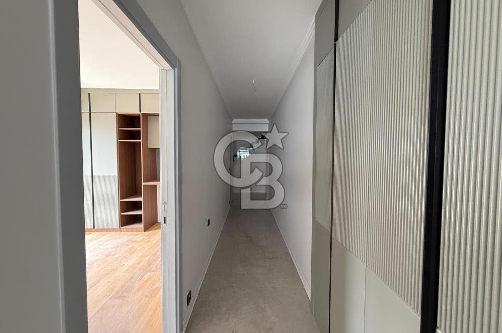 KARŞIYAKA YALISI-ÖZEL OTOPARKLI-SATILIK-5+1 DUBLEKS YALI DAİRESİ