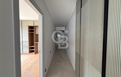 KARŞIYAKA YALISI-ÖZEL OTOPARKLI-SATILIK-5+1 DUBLEKS YALI DAİRESİ