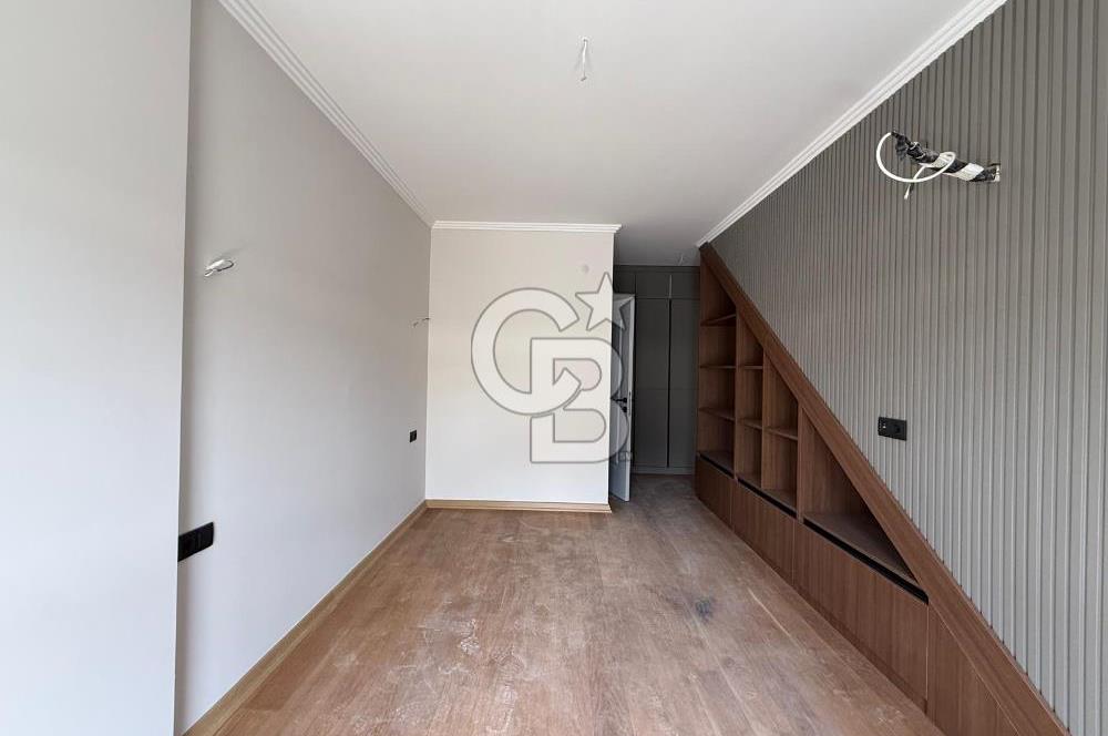 KARŞIYAKA YALISI-ÖZEL OTOPARKLI-SATILIK-5+1 DUBLEKS YALI DAİRESİ