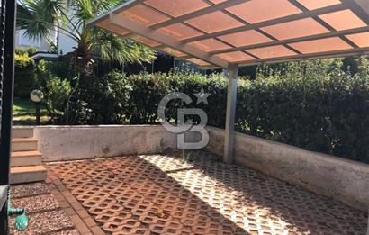 Kahramandere'de Müstakil Girişli, Geniş Bahçeli, Kapalı Otoparklı Kiralık 3+2 Villa