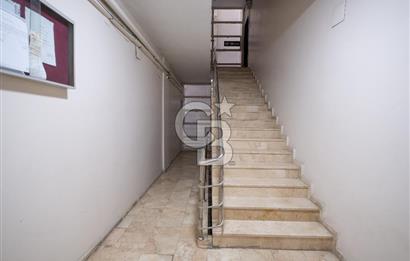 Cinnah Cadde Üzerinde Atakule'ye Komşu 2+1 Kiralık Ofis