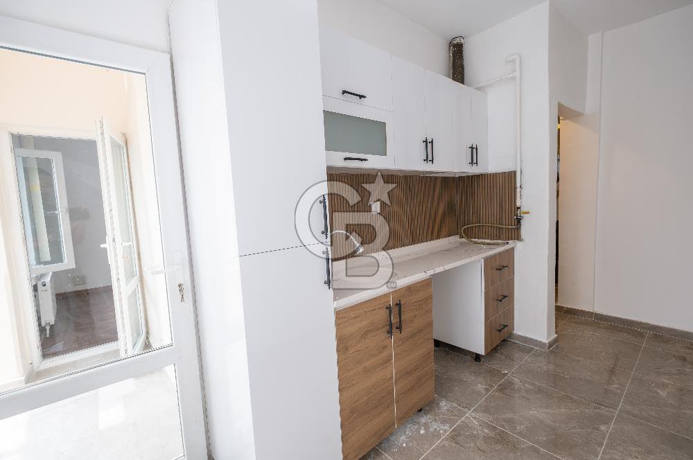 Cinnah Cadde Üzerinde Atakule'ye Komşu 2+1 Kiralık Ofis