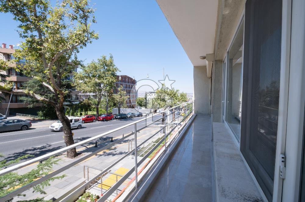 Cinnah Cadde Üzerinde Atakule'ye Komşu 2+1 Kiralık Ofis