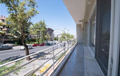 Cinnah Cadde Üzerinde Atakule'ye Komşu 2+1 Kiralık Ofis