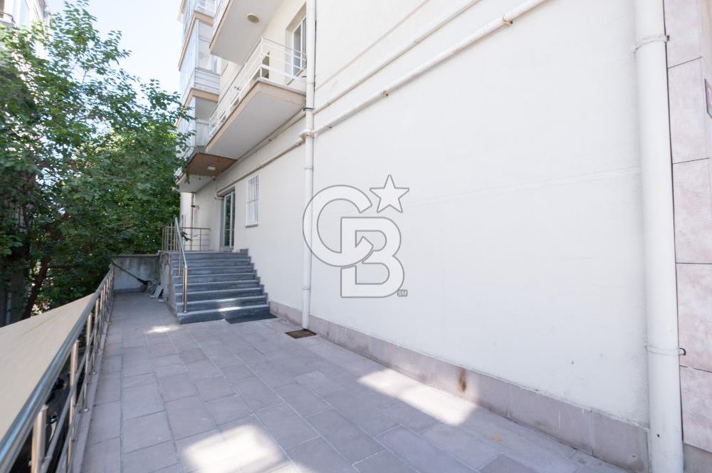 Cinnah Cadde Üzerinde Atakule'ye Komşu 2+1 Kiralık Ofis