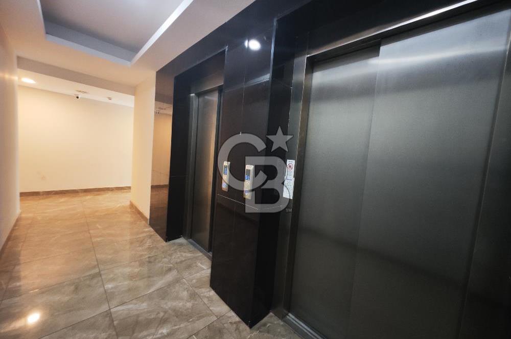 Finans Merkezine 600m 7/24 Güvenlikli Manzaralı Modern Şık