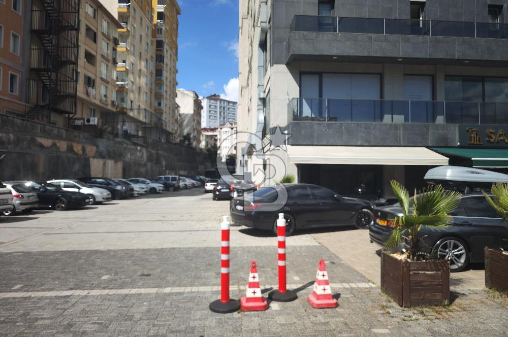 Finans Merkezine 600m 7/24 Güvenlikli Manzaralı Modern Şık