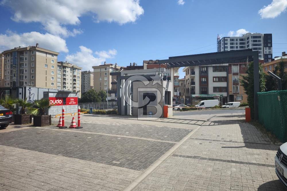 Finans Merkezine 600m 7/24 Güvenlikli Manzaralı Modern Şık