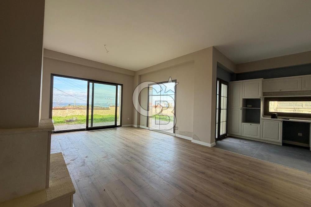 ÇANAKKALE MERKEZ ÇINARLI FULL BOĞAZ MANZARALI SATILIK 4+1 VİLLA