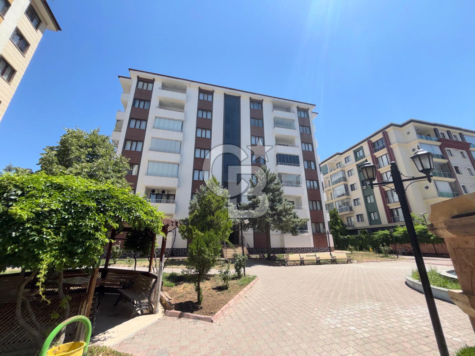 COLDWELL BANKER'den F.KAYAHAN PARK KONUTLARI'nda SATILIK DAİRE