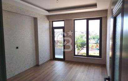 COLDWELL BANKER’DAN KARAMAN CADDDESİ YAKINI SATILIK LÜKS 3+1 DAİRE