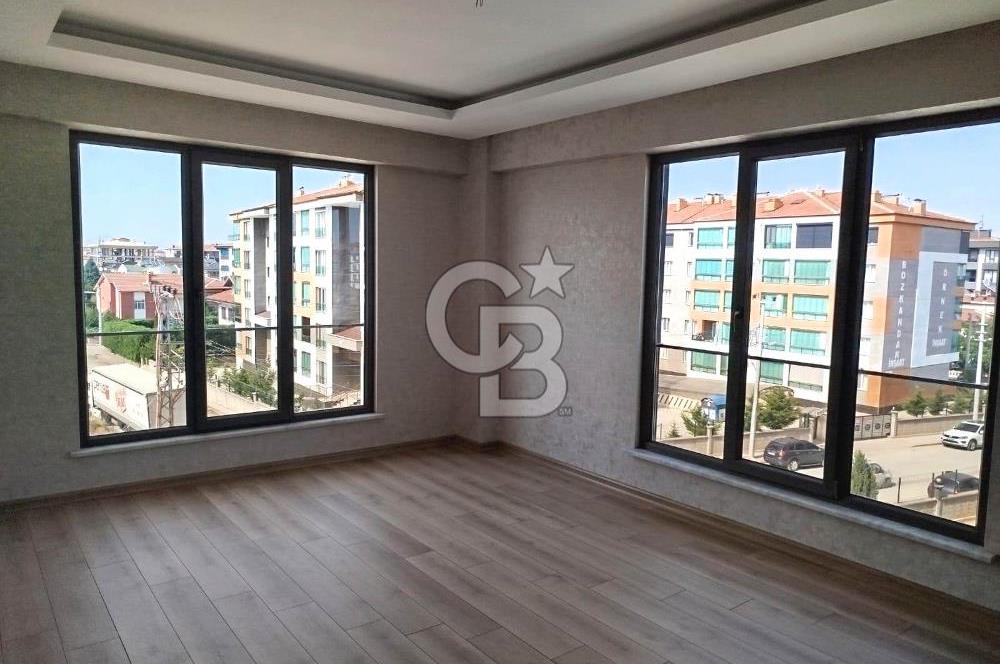 COLDWELL BANKER’DAN KARAMAN CADDDESİ YAKINI SATILIK LÜKS 3+1 DAİRE