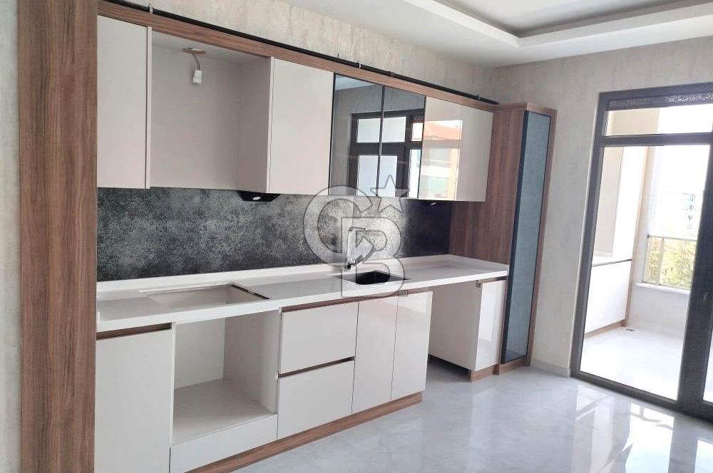 COLDWELL BANKER’DAN KARAMAN CADDDESİ YAKINI SATILIK LÜKS 3+1 DAİRE