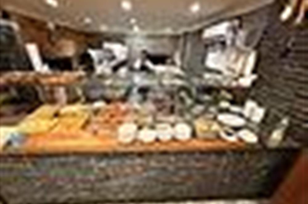Ulusta 24 Saat Ruhsatlı Yüksek Cirolu Devren Kiralık Restoran