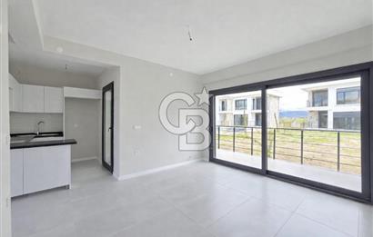 Ayvalık Altınova da Havuzlu Sitede Fırsat Villa