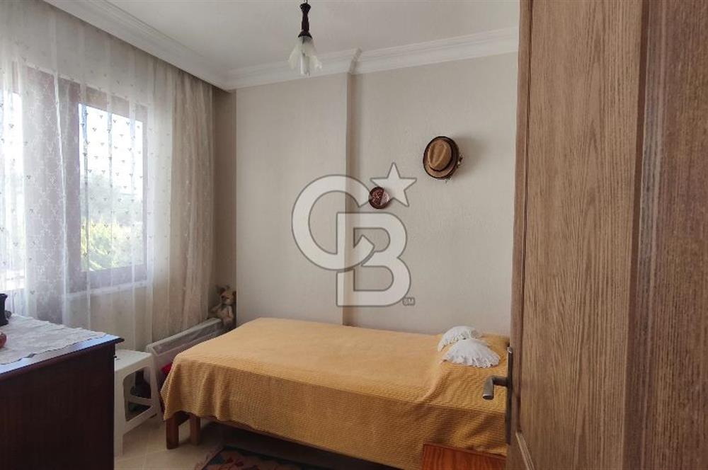 Gömeç Karaağaç'ta Köşe Konumda Deniz Manzaralı 4+1 Villa