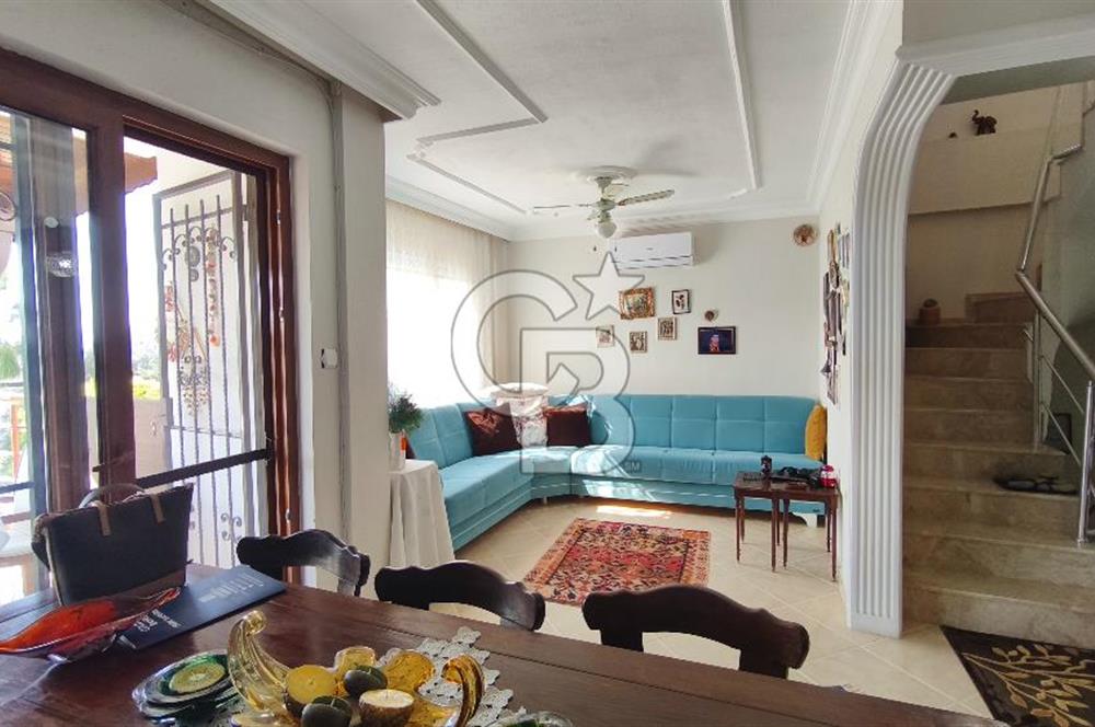 Gömeç Karaağaç'ta Köşe Konumda Deniz Manzaralı 4+1 Villa