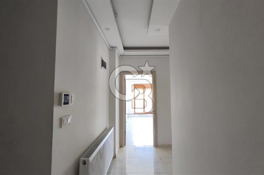 GÖMEÇ MERKEZDE, KONFORLU VE ULAŞIMI KOLAY KİRALIK 2+1 DAİRE