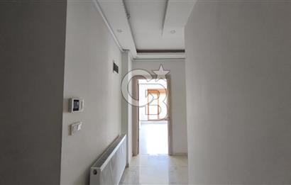 GÖMEÇ MERKEZDE, KONFORLU VE ULAŞIMI KOLAY KİRALIK 2+1 DAİRE