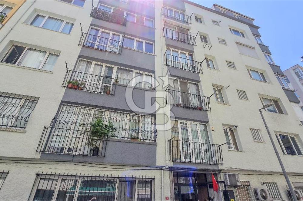 ŞİŞLİ MERKEZDE ASANSÖRLÜ BİNADA KİRALIK TERAS KATI DAİRE