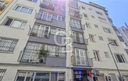 ŞİŞLİ MERKEZDE ASANSÖRLÜ BİNADA KİRALIK TERAS KATI DAİRE