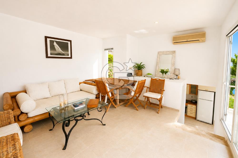 Bodrum Torba Satılık Tripleks Deniz Manzaralı Villa