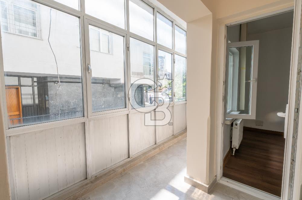 Cinnah Cadde Üzerinde Atakule'ye Komşu 2+1 Kiralık Ofis