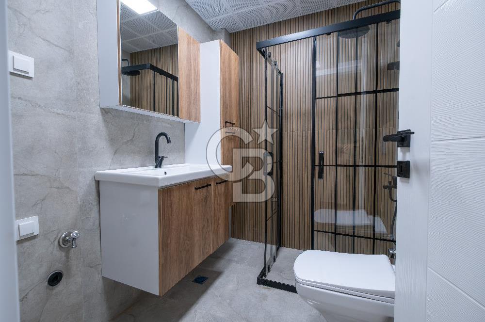 Cinnah Cadde Üzerinde Atakule'ye Komşu 2+1 Kiralık Ofis