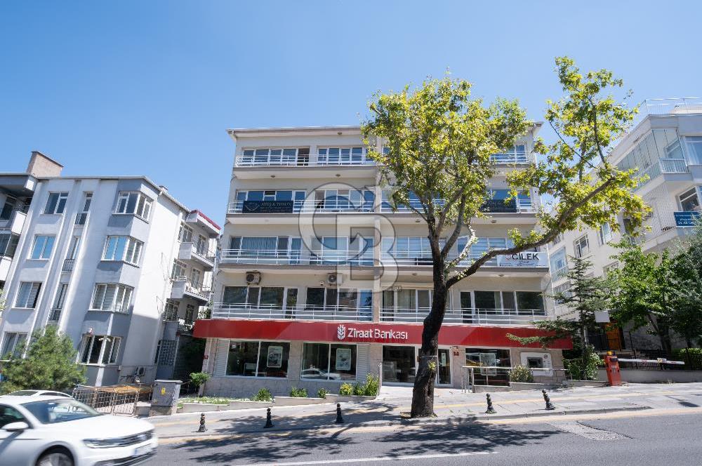 Cinnah Cadde Üzerinde Atakule'ye Komşu 2+1 Kiralık Ofis