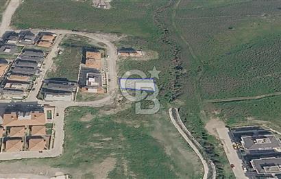 355 M2 ARSA 30/90 3 KAT İMARLI FIRSAT