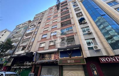 BORNOVA KÜÇÜKPARK SÜVARİ CAD. SATILIK 3+1 DAİRE