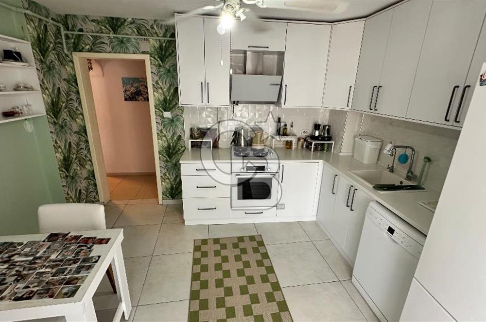 BORNOVA KÜÇÜKPARK SÜVARİ CAD. SATILIK 3+1 DAİRE