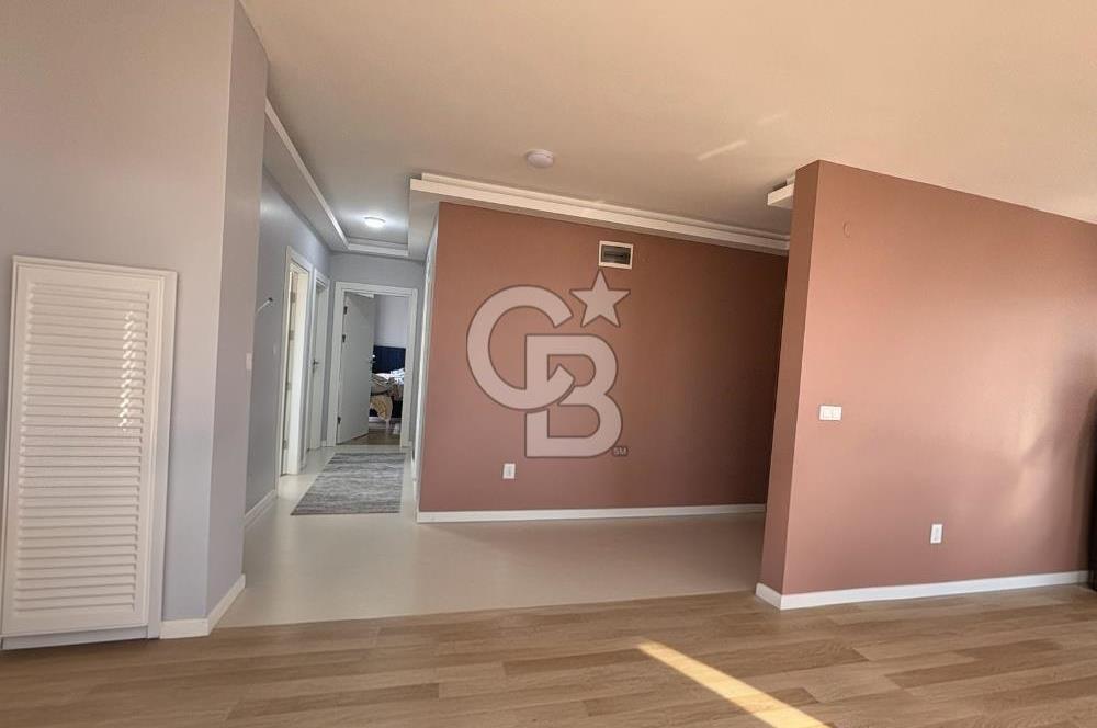 TUZLA AYDINTEPE'DE PANORAMİK DENİZ MANZARALI TERASLI 3+1 DAİRE